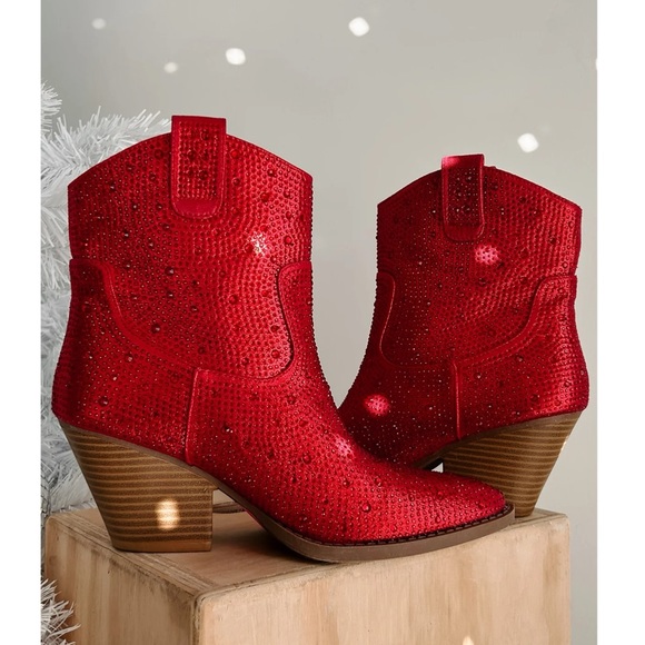 NEW Red Western Style Bedazzled Cowboy Ankle Boots - Picture 3 of 14